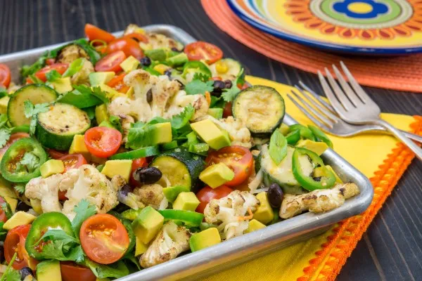 Avocado-groenteschotel uit de oven