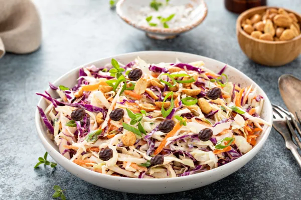 Confettikoolsalade