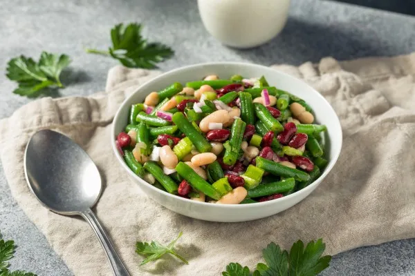 Gemarineerde driebonensalade