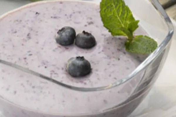 Koude blauwebessensoep
