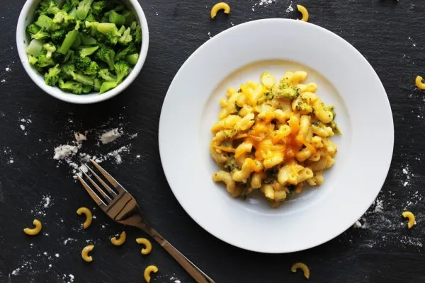Macaroni met kaas en broccoli