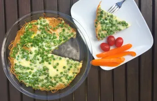 Pastafrittata met erwten