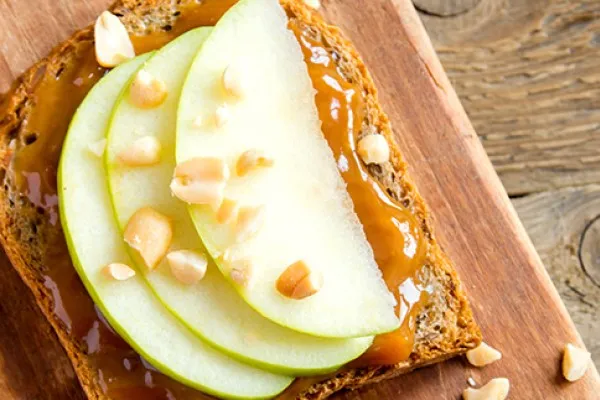 Pindakaas 'n fruitbroodje