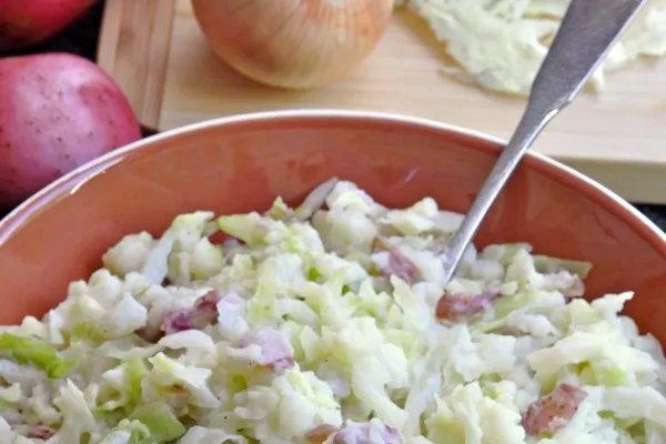Rode aardappel met kool (colcannon)
