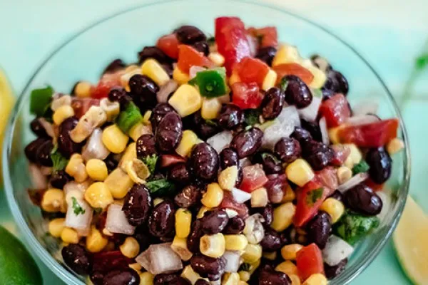 Snelle zwartebonensalade