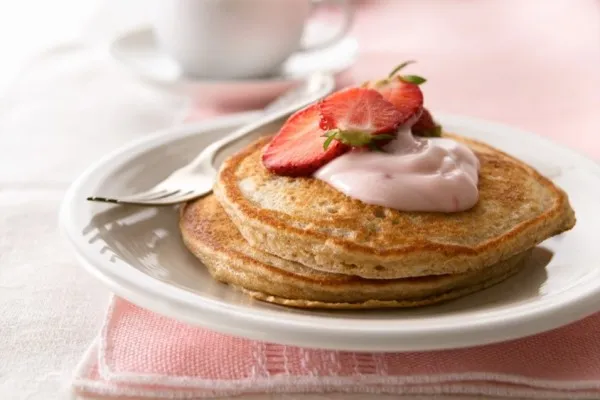 Volkoren aardbeienpannenkoeken