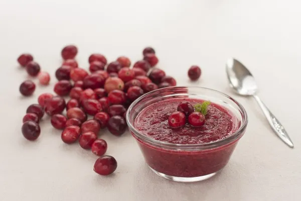 Zelfgemaakte cranberrysaus